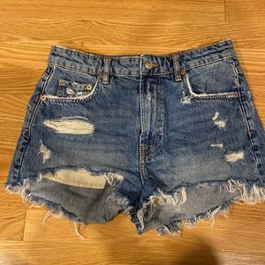 Zara size 6 Jean shorts